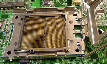 AMD Opteron Socket F LGA 207-pin