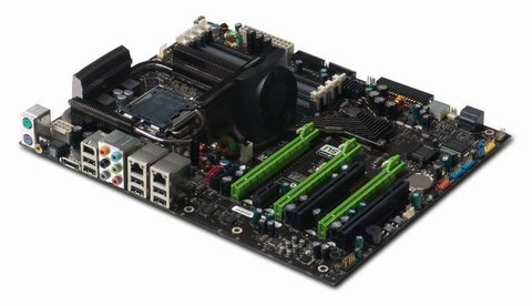 ZOTAC nForce 790i-Supreme